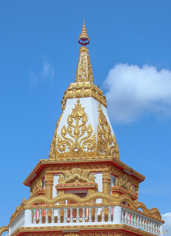 Wat Dong Bang Nuea Phra Chedi Pinnacle DTHU0899 Photograph by Gerry Gantt
