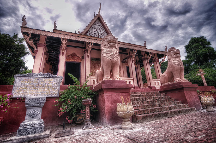 Wat Phnom Photograph by Smerindo schultzpax