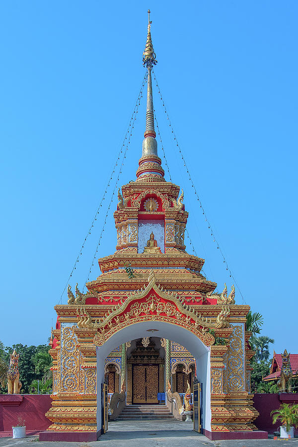 Wat Tham Sangwet Temple Gate DTHLU0536 Photograph by Gerry Gantt