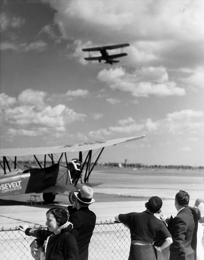Watching Planes Take Off, Unid. Airport Photograph by The New York Historical Society