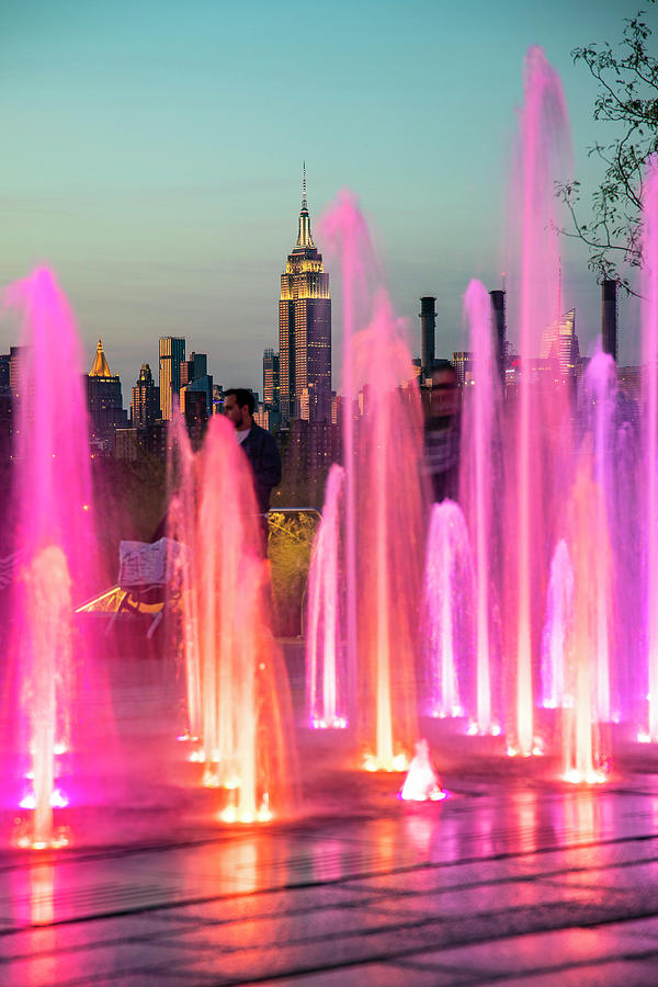 Water Fountain Nyc Skyline Digital Art By Antonino Bartuccio Fine   Water Fountain  Nyc Skyline Antonino Bartuccio 