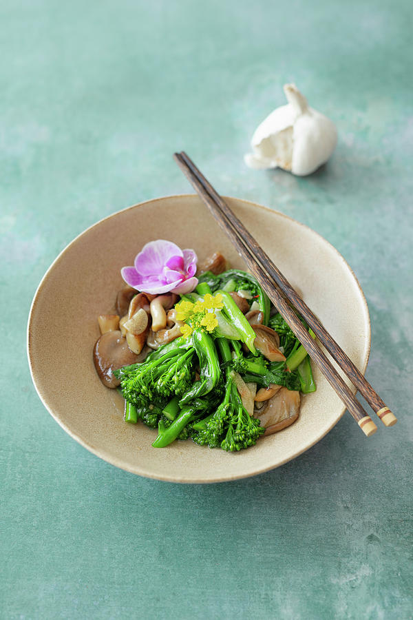 Water Spinach, Broccolini And Oyster Mushrooms In Thai Oyster Sauce Photograph by Jan Wischnewski