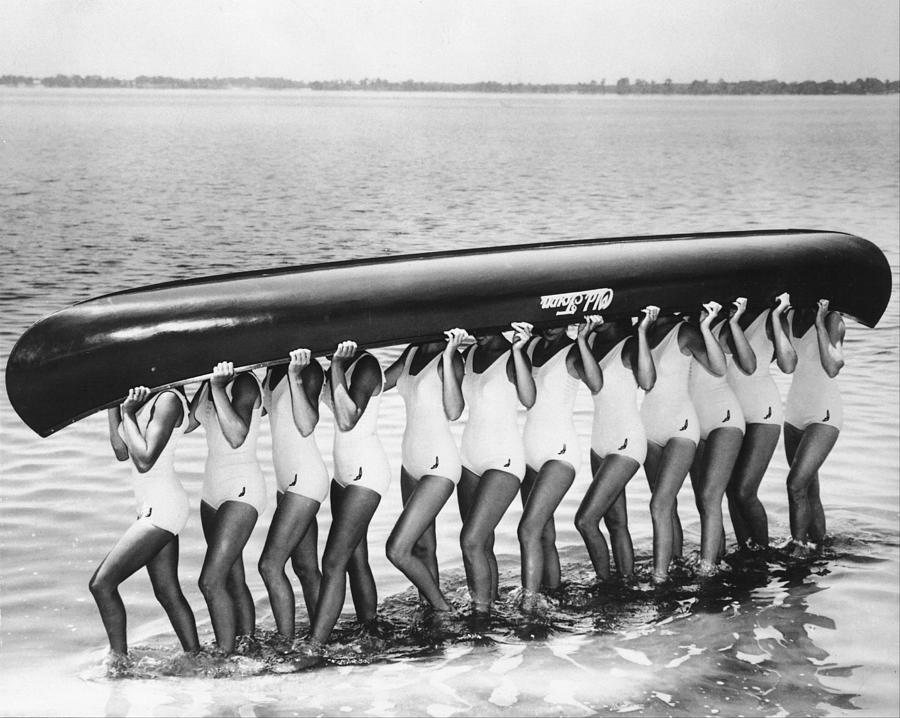 Water Sports In Florida 1950 Photograph by Keystone-france
