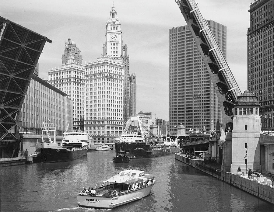 Water Traffic On The Chicago River At Photograph by Chicago History Museum