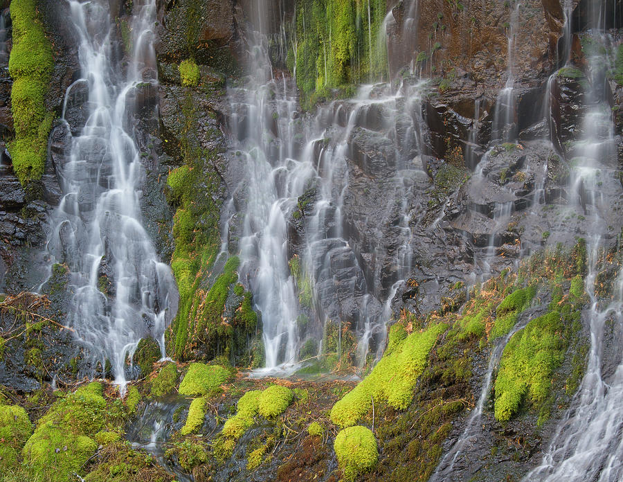 Waterfall Detail Photograph by Jean Noren