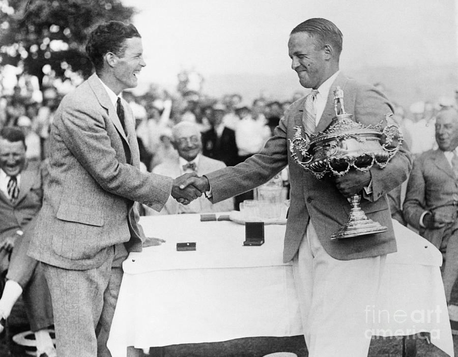 Watts Gunn Congratulating Bobby Jones Photograph by Bettmann - Pixels