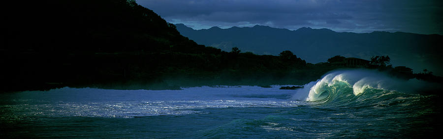 Waves In The Pacific Ocean, Waimea Bay Photograph by Panoramic Images