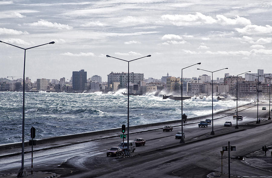 Waves On Havana Photograph by Lorenzo Grifantini