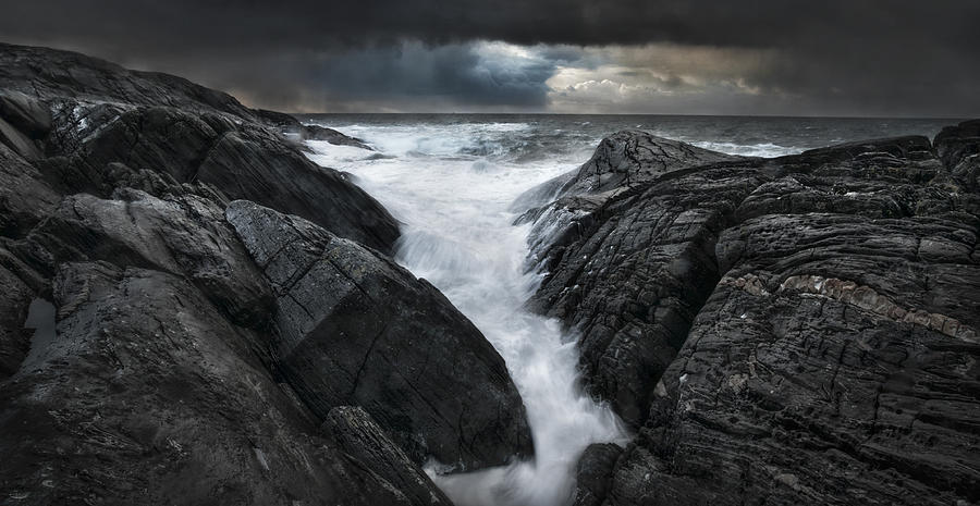 Landscape Photograph - Waves by Viggo Johansen