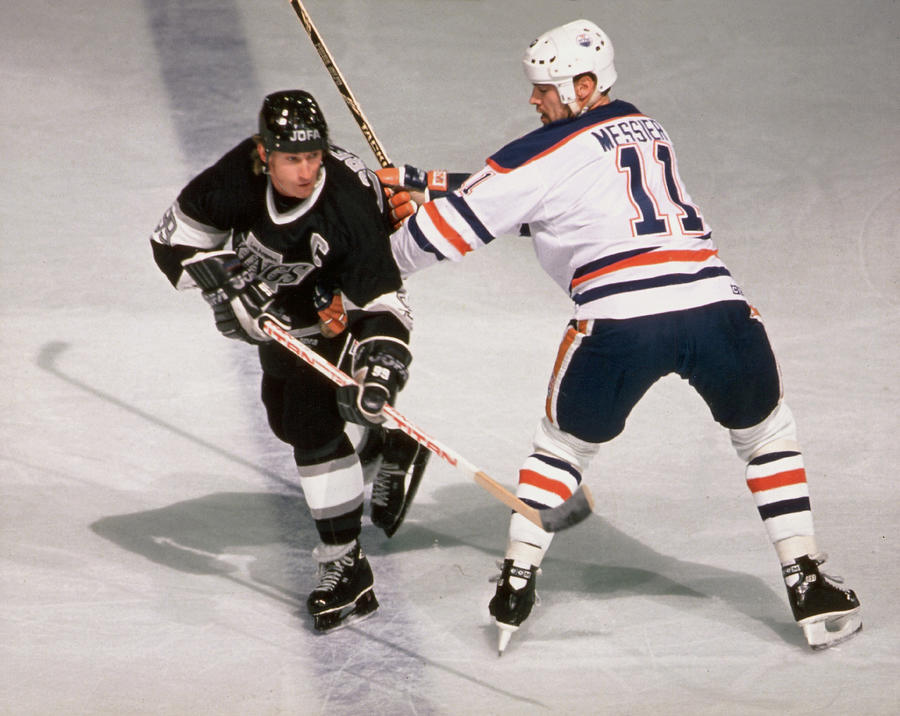 Wayne Gretzky & Mark Messier Battle It Photograph by B Bennett