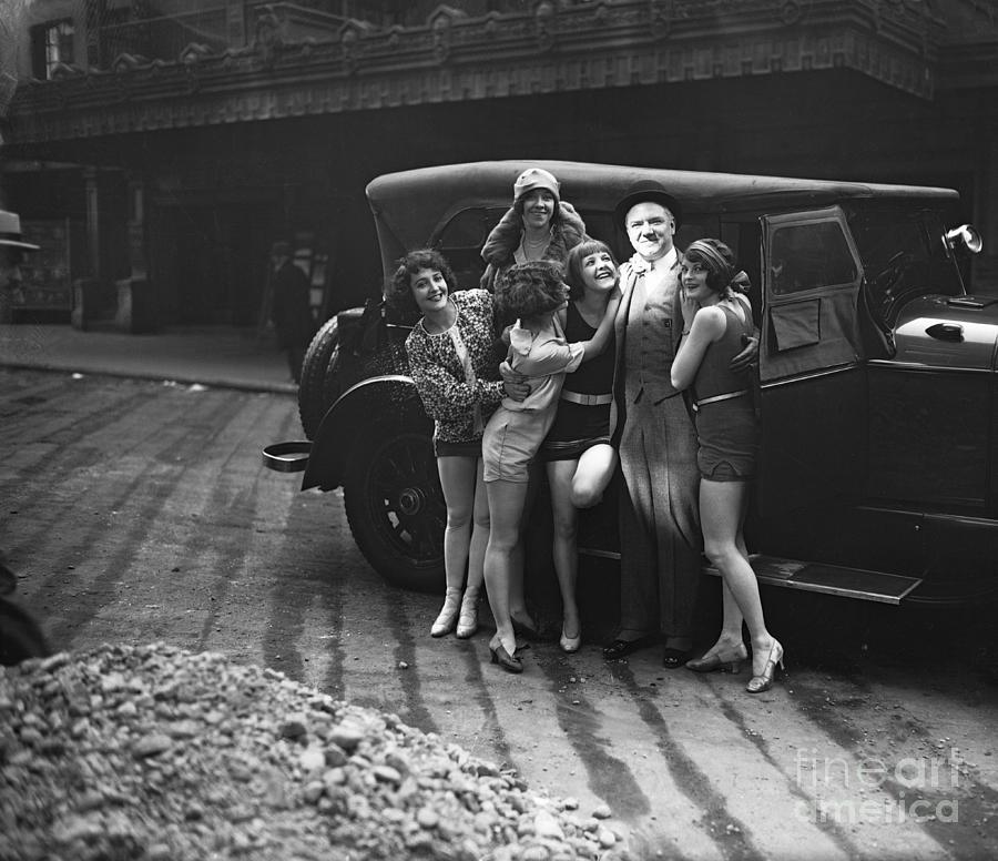 W.c. Fields With Show Girls Photograph by Bettmann