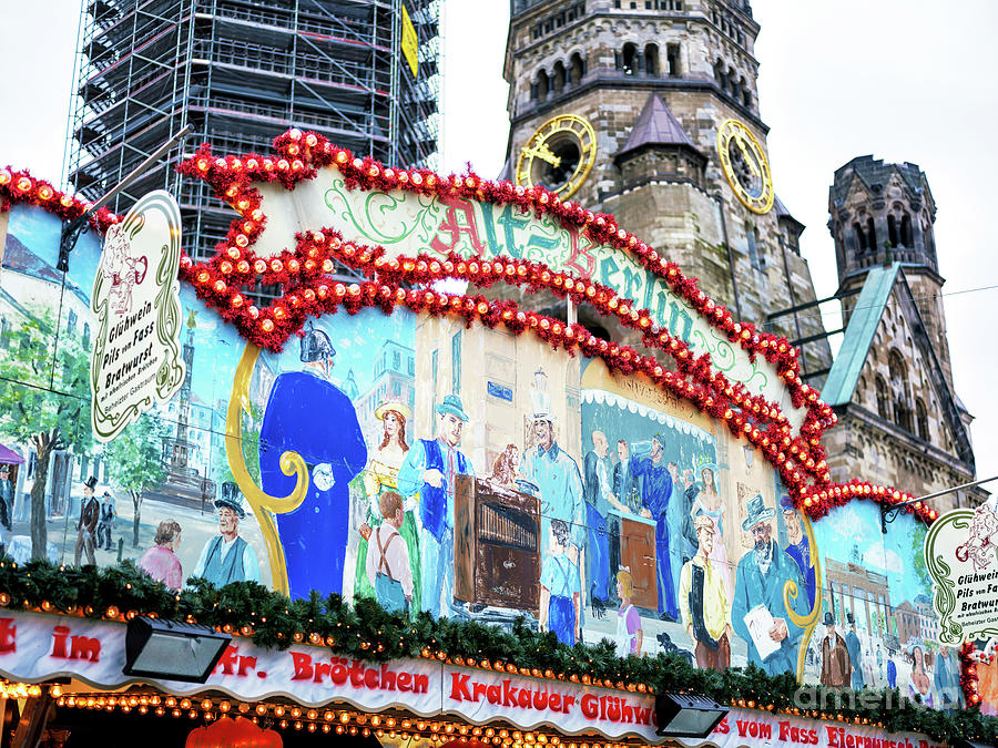 Weihnachtsmarkt am Gedachtniskirche Berlin Photograph by John Rizzuto