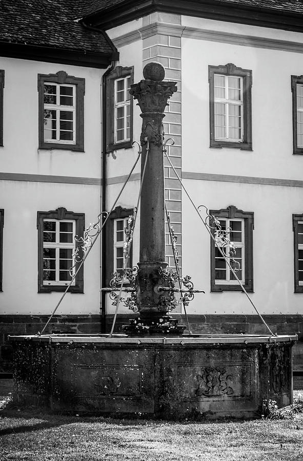 Well Photograph - Well At The Abbey by Teresa Mucha Well Photograph - Well At The Abbey by Teresa Mucha