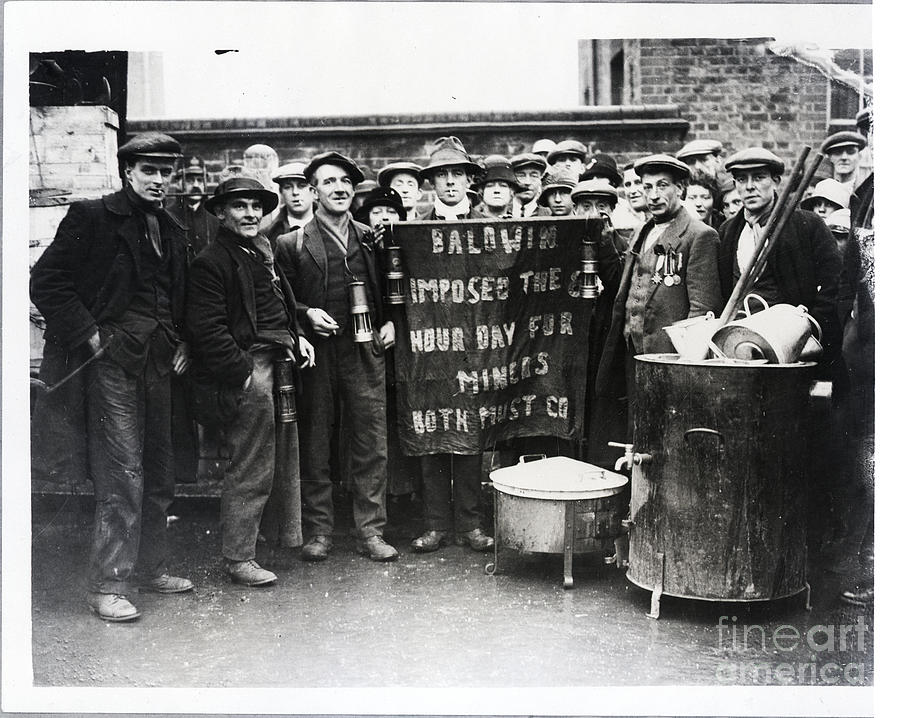Welsh Miners Pose With Banner On March Photograph by Bettmann