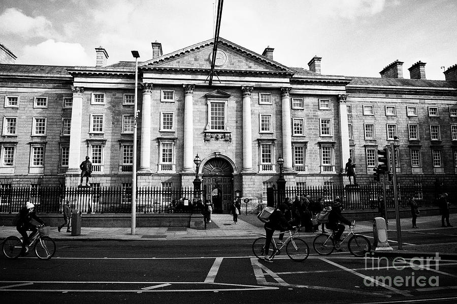 West Photograph - West Front Gate Of Trinity College Dublin University Dublin Republic Of Ireland Europe by Joe Fox West Photograph - West Front Gate Of Trinity College Dublin University Dublin Republic Of Ireland Europe by Joe Fox