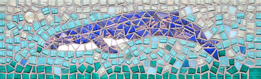 Whale Glass Art by Annekathrin Hansen