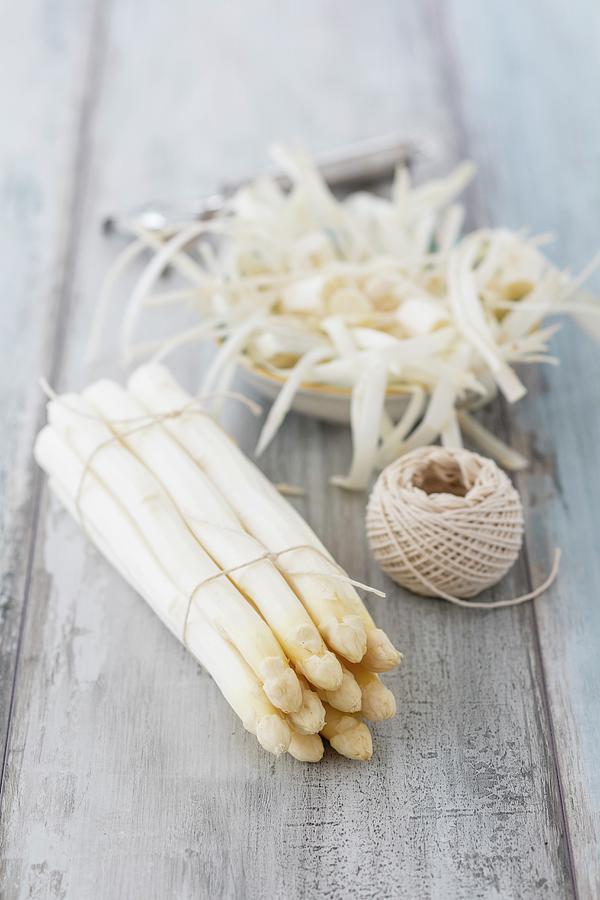 White Asparagus, Peeled And Bundled Photograph by Jan Wischnewski