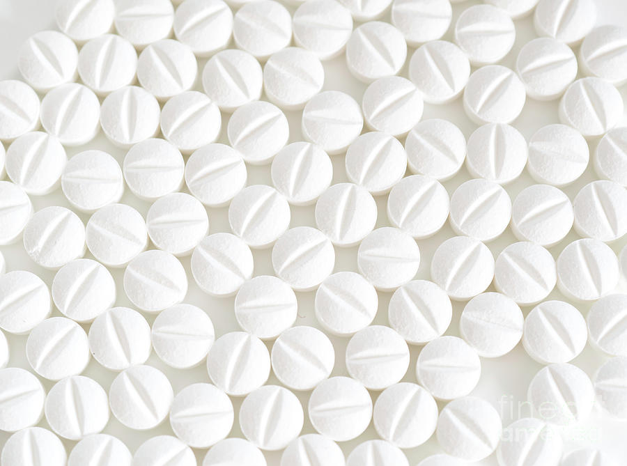 White Pills Photograph By Wladimir Bulgar Science Photo Library Fine Art America