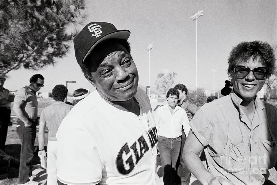 Willie Mays Talking To Reporters Photograph by Bettmann