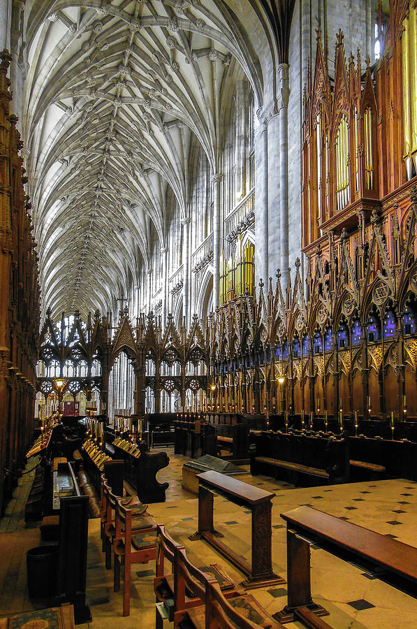 Winchester Cathedral  Article for senior travellers - Odyssey