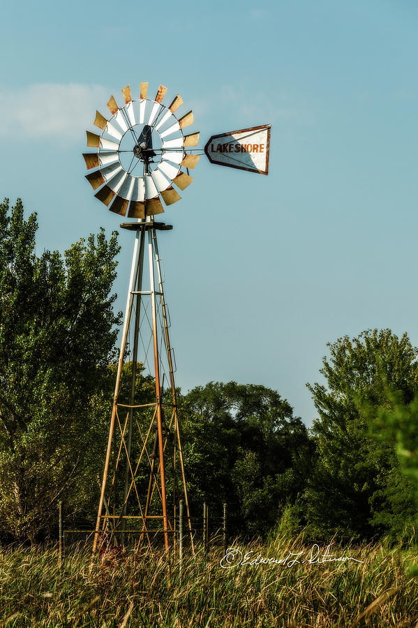 Windmill Pump Out Photograph by Ed Peterson
