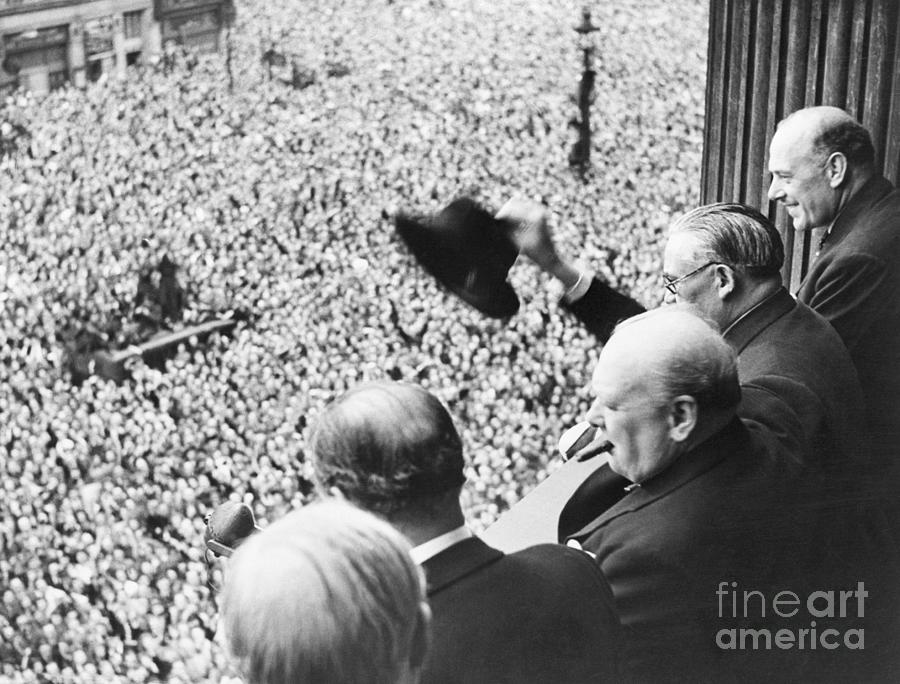 Winston Churchill Addresses Huge Crowd Photograph by Bettmann