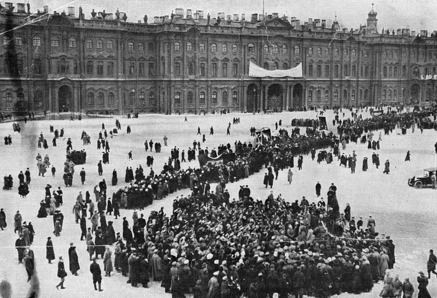 Winter Palace Photograph by Hulton Archive