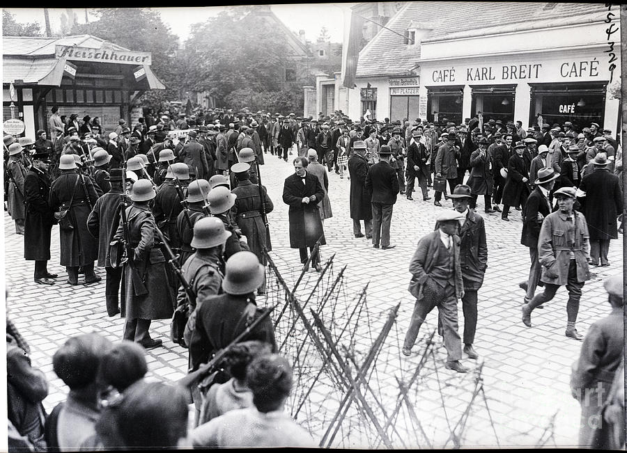 Wire Barrier At Review Of Militia Photograph by Bettmann