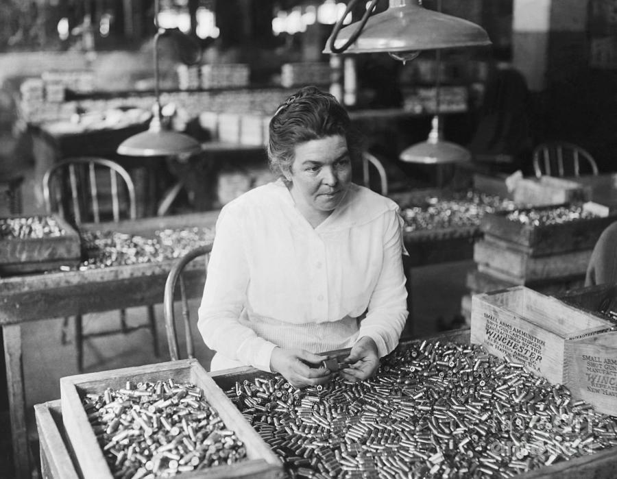 Woman Assembling Cartridges Photograph by Bettmann