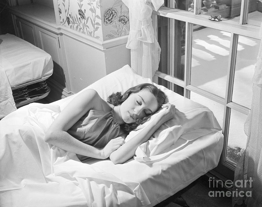 Woman Getting Her Beauty Sleep At Spa Photograph by Bettmann Woman Getting Her Beauty Sleep At Spa Photograph by Bettmann