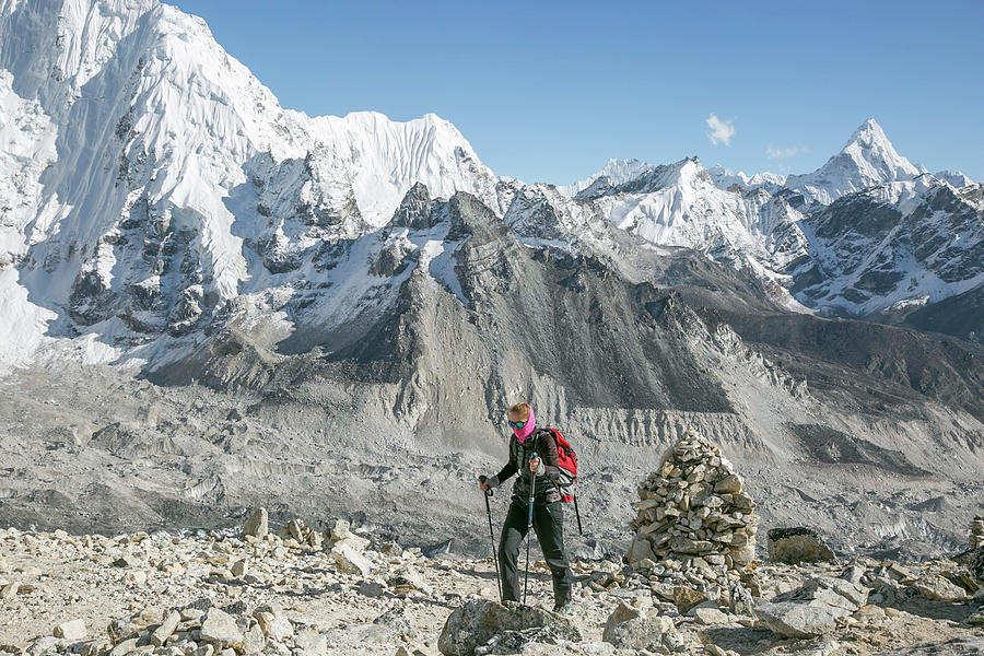 Woman Mountaineer Heads Toward Mount Everest Photograph by Cavan Images ...