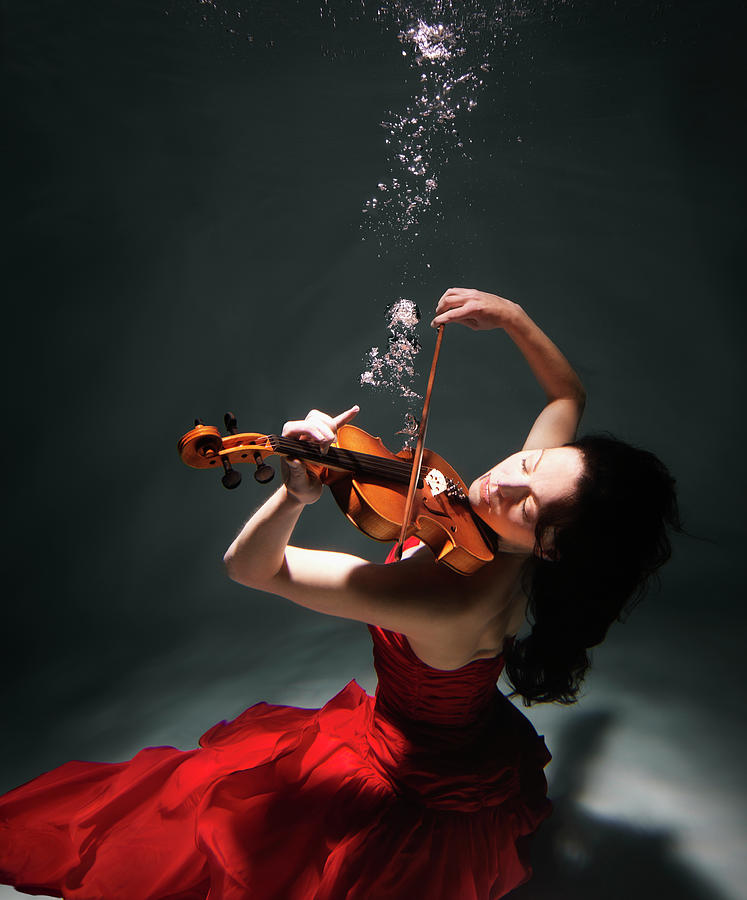 Woman Playing Violin Underwater Photograph by Henrik Sorensen
