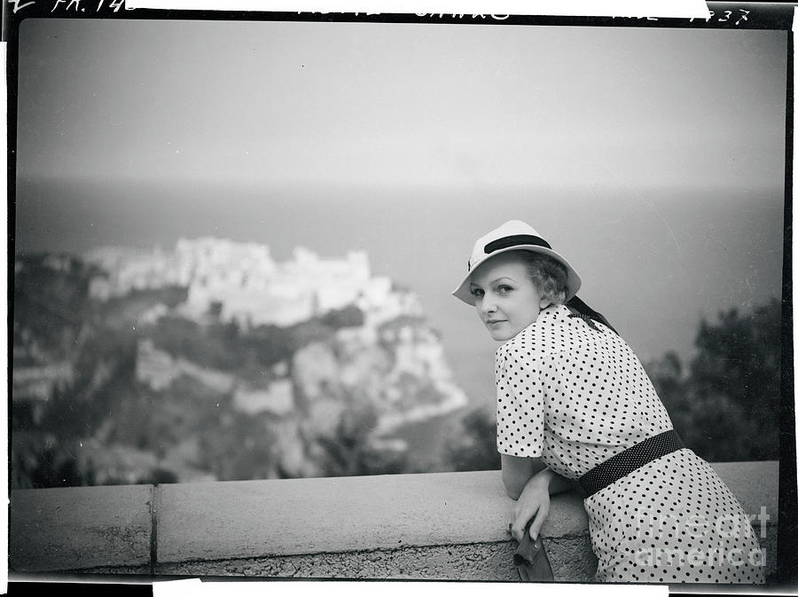 Woman Posing In Front Of Monte Carlo Photograph by Bettmann