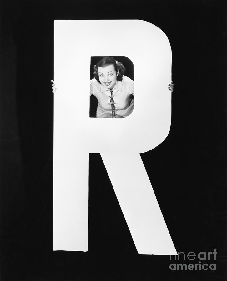 Testimonial Photograph - Woman With Huge Letter R by Everett Collection Testimonial Photograph - Woman With Huge Letter R by Everett Collection
