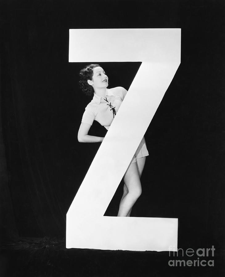 Behind Photograph - Woman With Huge Letter Z by Everett Collection Behind Photograph - Woman With Huge Letter Z by Everett Collection
