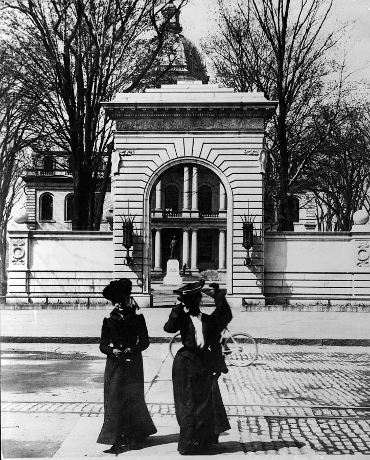 Women Outside The Concord State Capitol Photograph by Keystone