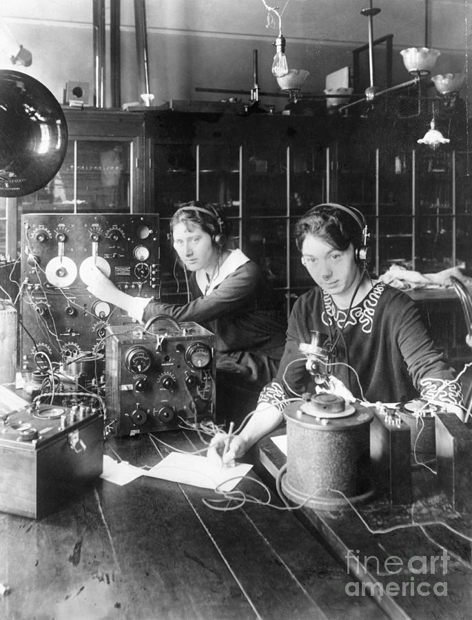 Women Working In Radio Station Photograph by Bettmann