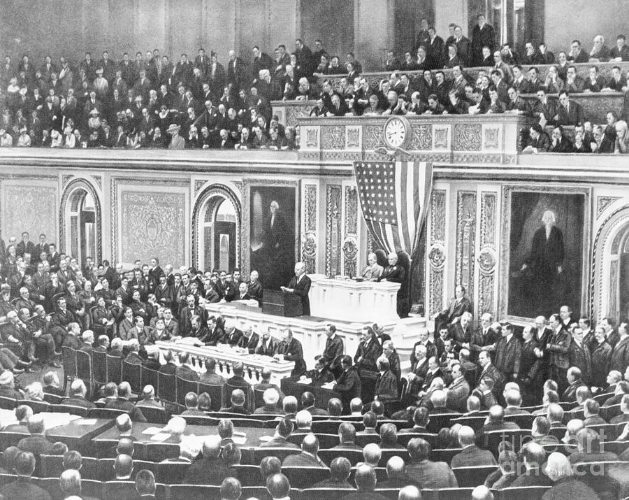 Woodrow Wilson Addressing Congress Photograph by Bettmann