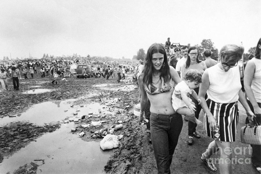Woodstock Festival Goers Photograph by Bettmann