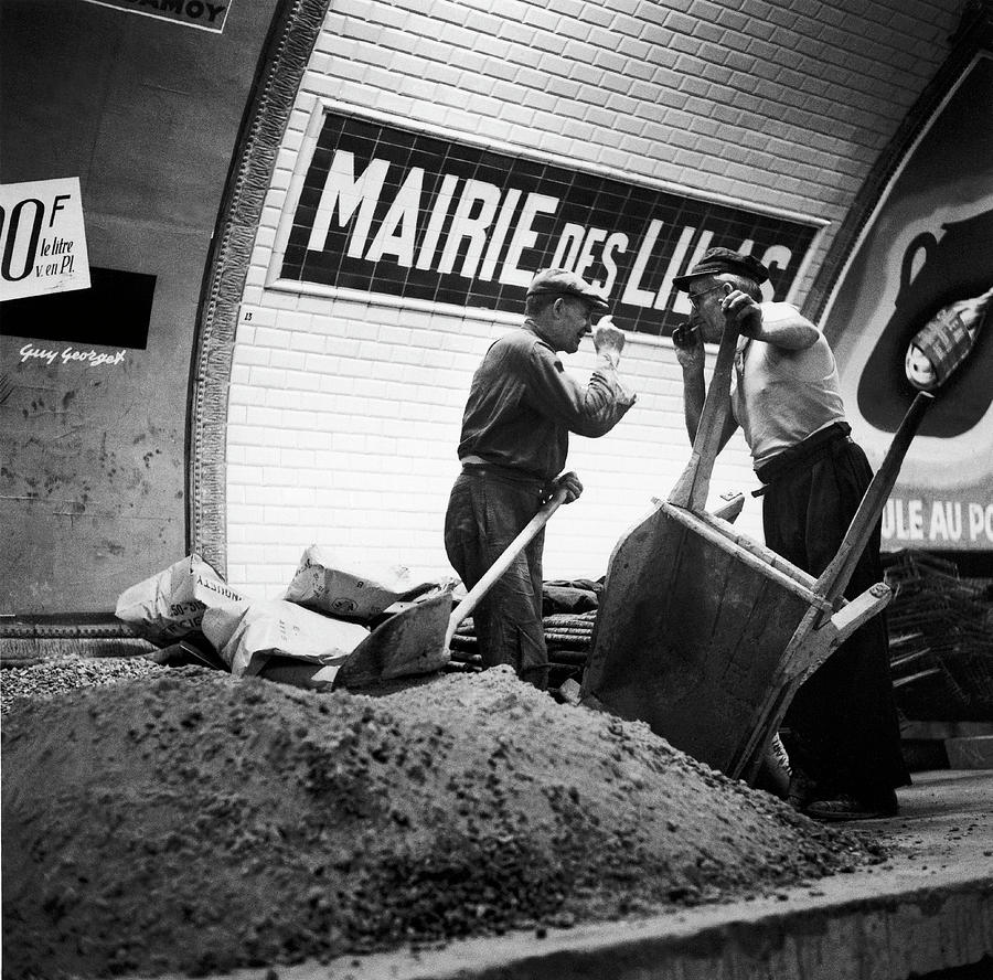 Works In The Paris Metro In 1955 Photograph by Keystone-france