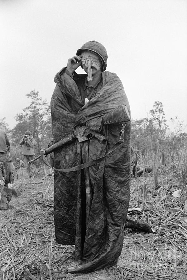 Wounded Soldier In South Vietnam Photograph by Bettmann