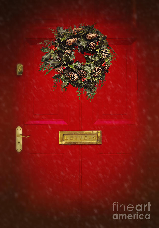 Christmas Photograph - Wreath on red door by Lyn Randle