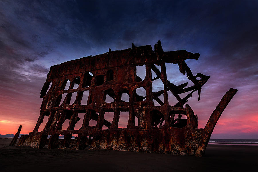 Wreck of Peter Iredale Photograph by John Poon