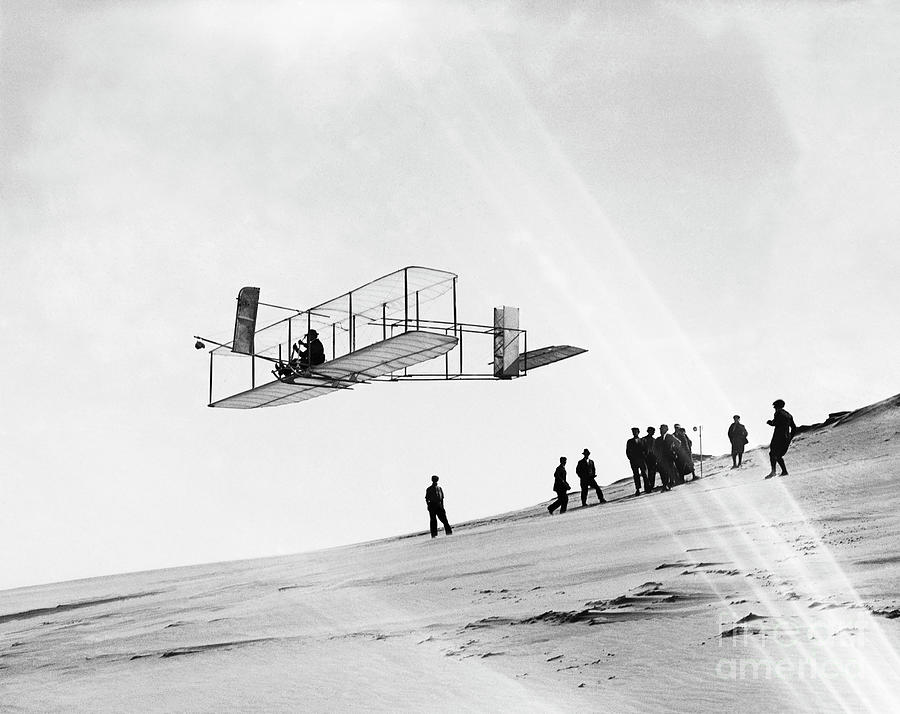 Wright Brothers Flying Glider Photograph by Bettmann