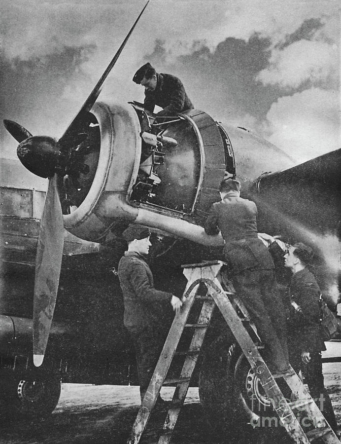 Ww2 Ground Crew Tuning Engine Of British Bomber Photograph by English ...