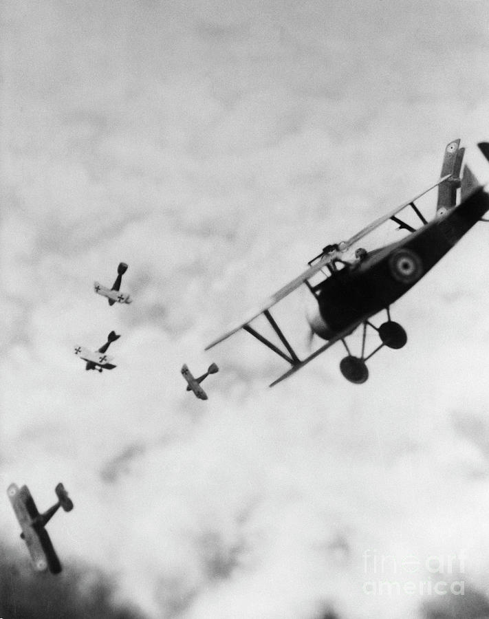 Wwi British Bi-plane Fighting Germans Photograph by Bettmann