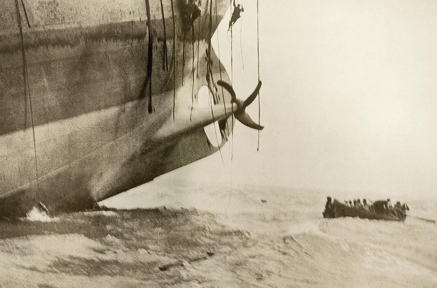 Wwi: Sinking Ship, 1918 Photograph by Granger