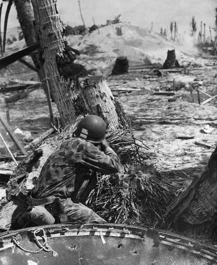 World War 2 - Tarawa, 1943 Photograph by United States Marine Corps
