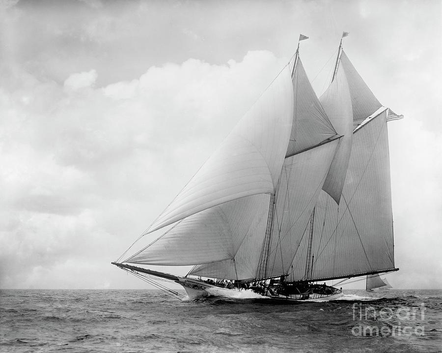 Yacht America Photograph by Science Photo Library Yacht America Photograph by Science Photo Library