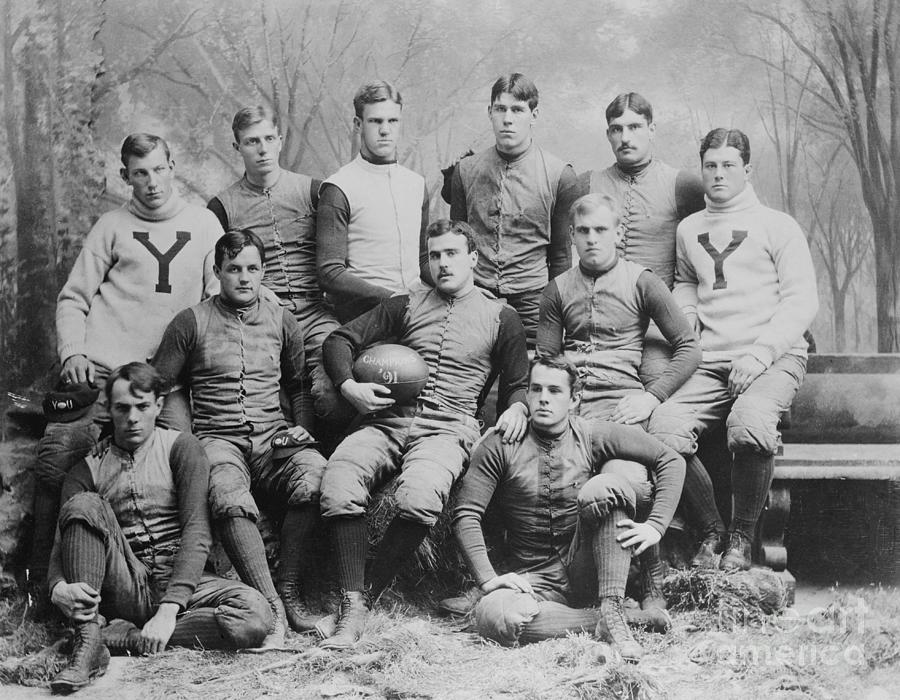 Yale Football Team Photograph by Bettmann